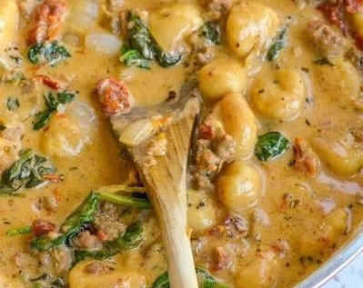 Easy Creamy Garlic Parmesan Sausage and Gnocchi suggested serving