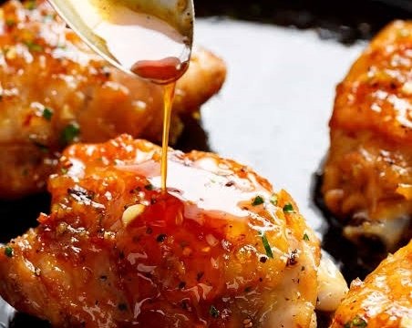 20 Minute Sticky Honey Garlic Butter Chicken Thighs suggested serving