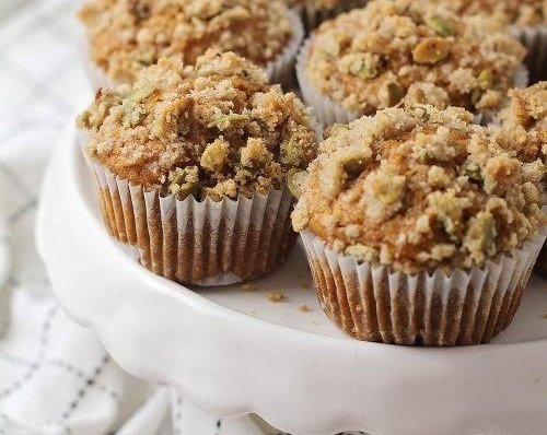 Best Brown Butter Pumpkin Spice Streusel Muffins suggested serving